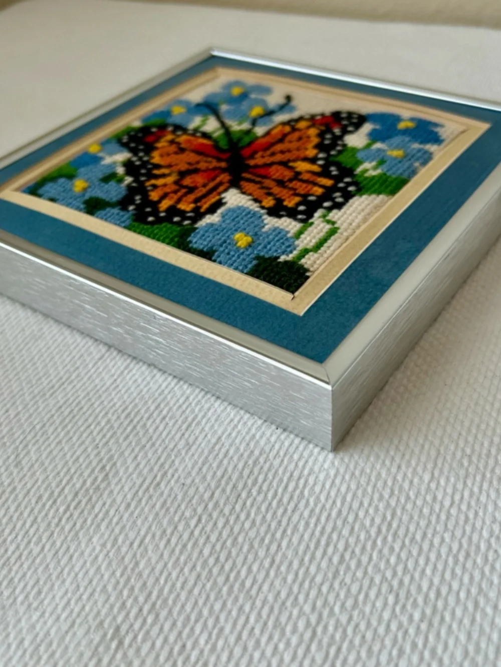 Vintage Needlepoint Butterfly with Blue Flowers Framed Matted 7" x 7" x 1" - Picture 4 of 10
